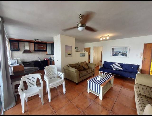 2 BEDROOM APARTMENT FOR SALE IN MARGATE BEACH